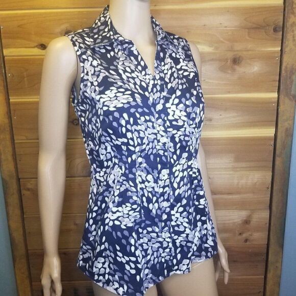 Banana Republic Sleeveless Fitted Blouse (size S) - Picture 6 of 6